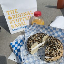 Moonrise Bagels - Everything bagel with vegan cream cheese
