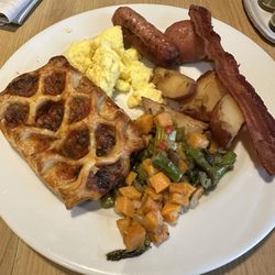 Cinnabar - Breakfast Buffet. Veggie Hash and Tomatoey Waffle were somewhat novel (4 stars)