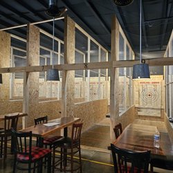 Flying Iron Axe Throwing