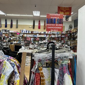 Texas Sari Sapne - Women's Clothing Near Me - Decatur, Georgia Texas Sari Sapne - Women's Clothing Near Me - Decatur, Georgia