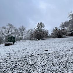 Perry House Bed & Breakfast - Snow fall in front of the house
