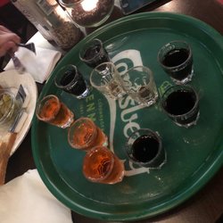 Amager Pub - 10 shots = 100kr