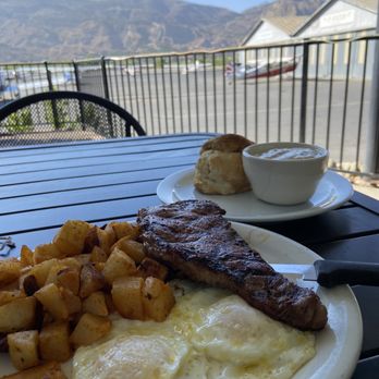 Flight 126 Cafe - NY steak and eggs biscuit and gravy on the side - Cafes Near Me - Santa Paula, California