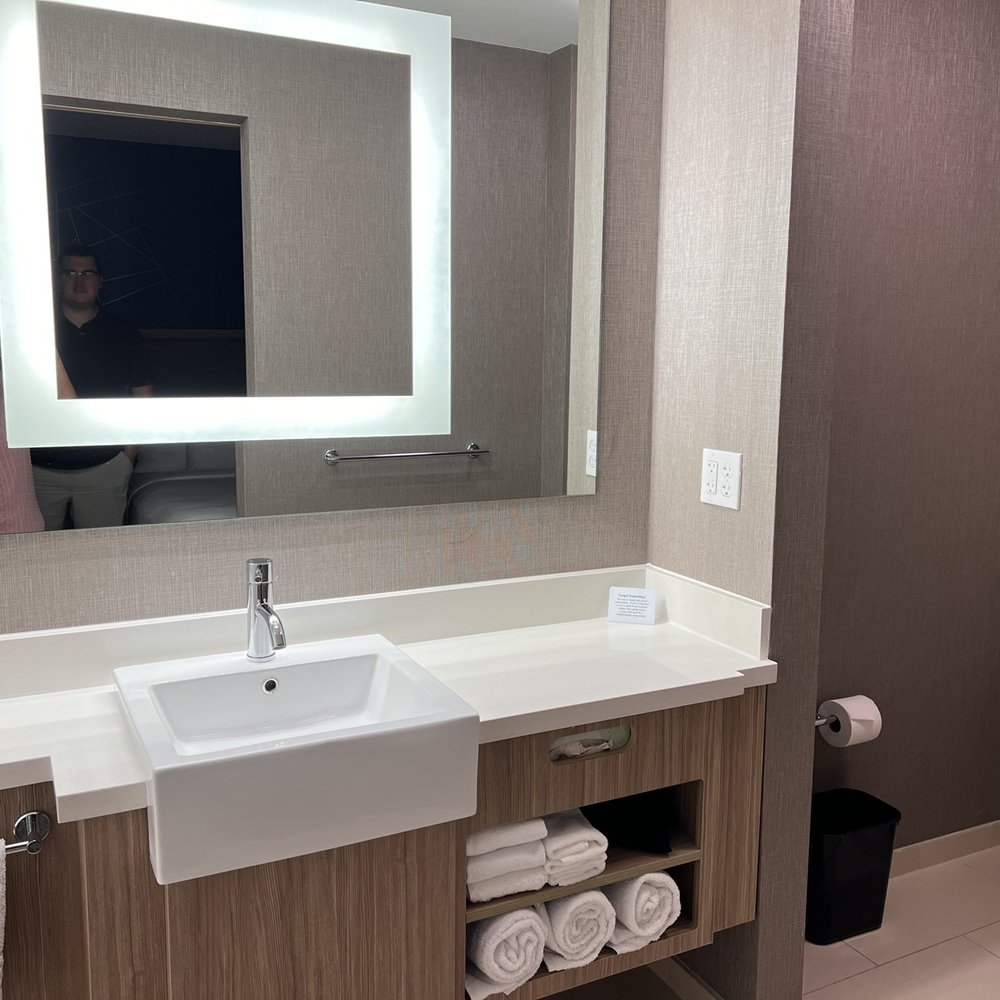SpringHill Suites by Marriott Kansas City Airport - Hotels Near Me - Kansas City, Missouri SpringHill Suites by Marriott Kansas City Airport - Hotels Near Me - Kansas City, Missouri