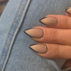 Aqua Nails Spa