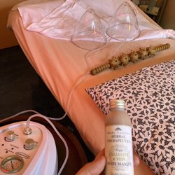 Jessika's Aware Skincare - Appt prep for cupping on the hips buttocks and lower back, cellulite and vein support mask and wood rolling pin therapy