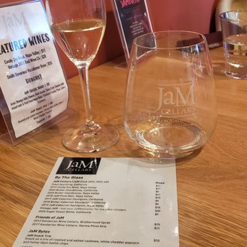 JaM Cellars - Toasted sparkling wine and butter Chardonnay - Wine Tasting Room Near Me - Napa, California