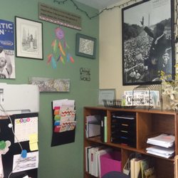 Manzanita Charter School - Glimpses of the 7th/8th Grade History classroom.