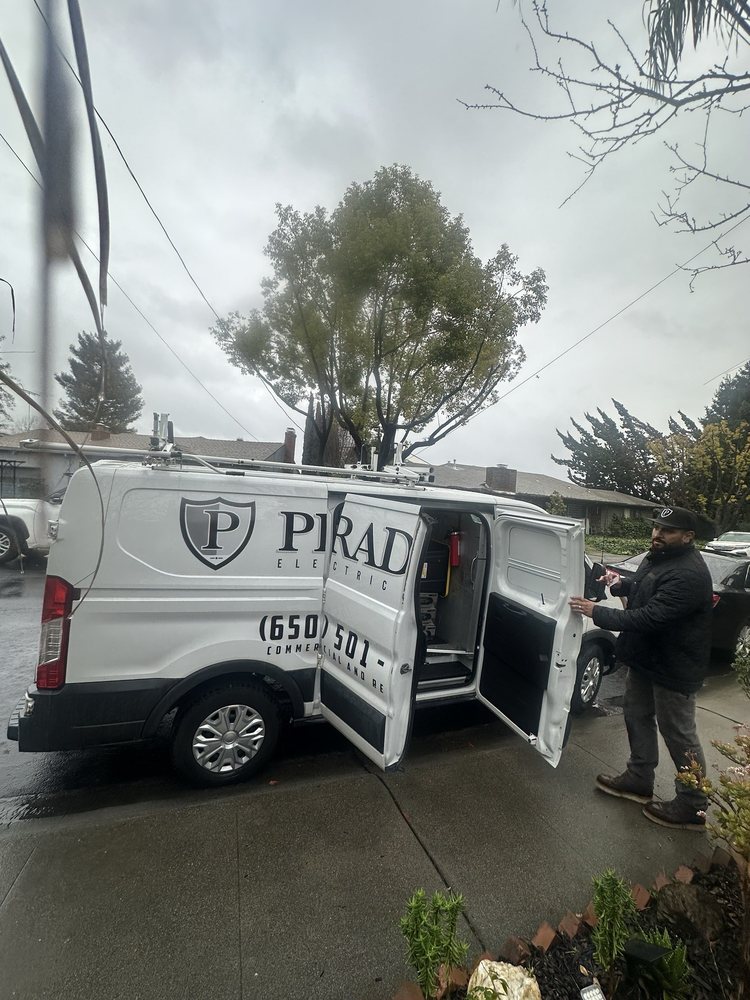 Slide of Prado Electric