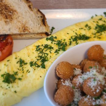 Toasted La Mesa - Classic French Omelet - Breakfast & Brunch Near Me - La Mesa, California Toasted La Mesa - Classic French Omelet - Breakfast & Brunch Near Me - La Mesa, California