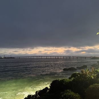Cliff House Inn - Hotels Near Me - Ventura, California