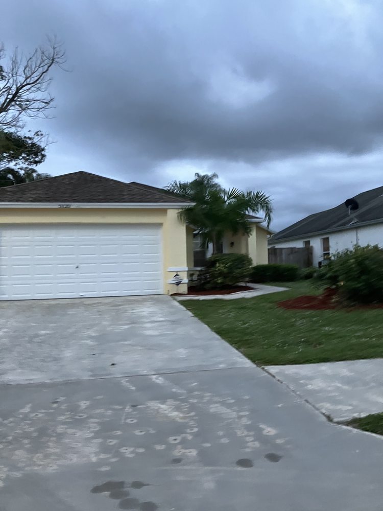 Slide of Marzo Roofing