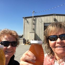 Cary's Honey Farms