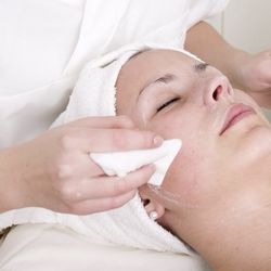 Elite Salon & Spa - Elite facials