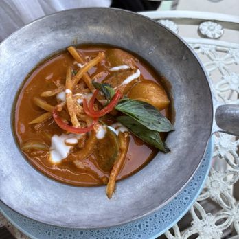 Giggling Squid - Thai red curry with chicken - Thai Near Me - Bury St Edmunds, SFK Giggling Squid - Thai red curry with chicken - Thai Near Me - Bury St Edmunds, SFK