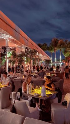 The Deck at Island Gardens by null