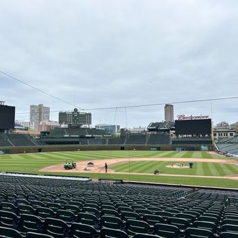 Wrigley Field - Stadiums & Arenas Near Me - Chicago, Illinois Wrigley Field - Stadiums & Arenas Near Me - Chicago, Illinois