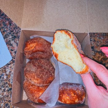 Leonard's Bakery - Cinnamon and Sugar Malasadas - Bakeries Near Me - Honolulu, Hawaii