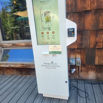 Wuksachi Pizza Deck - Ordering kiosk - Pizza Near Me - Sequoia National Park, California Wuksachi Pizza Deck - Ordering kiosk - Pizza Near Me - Sequoia National Park, California