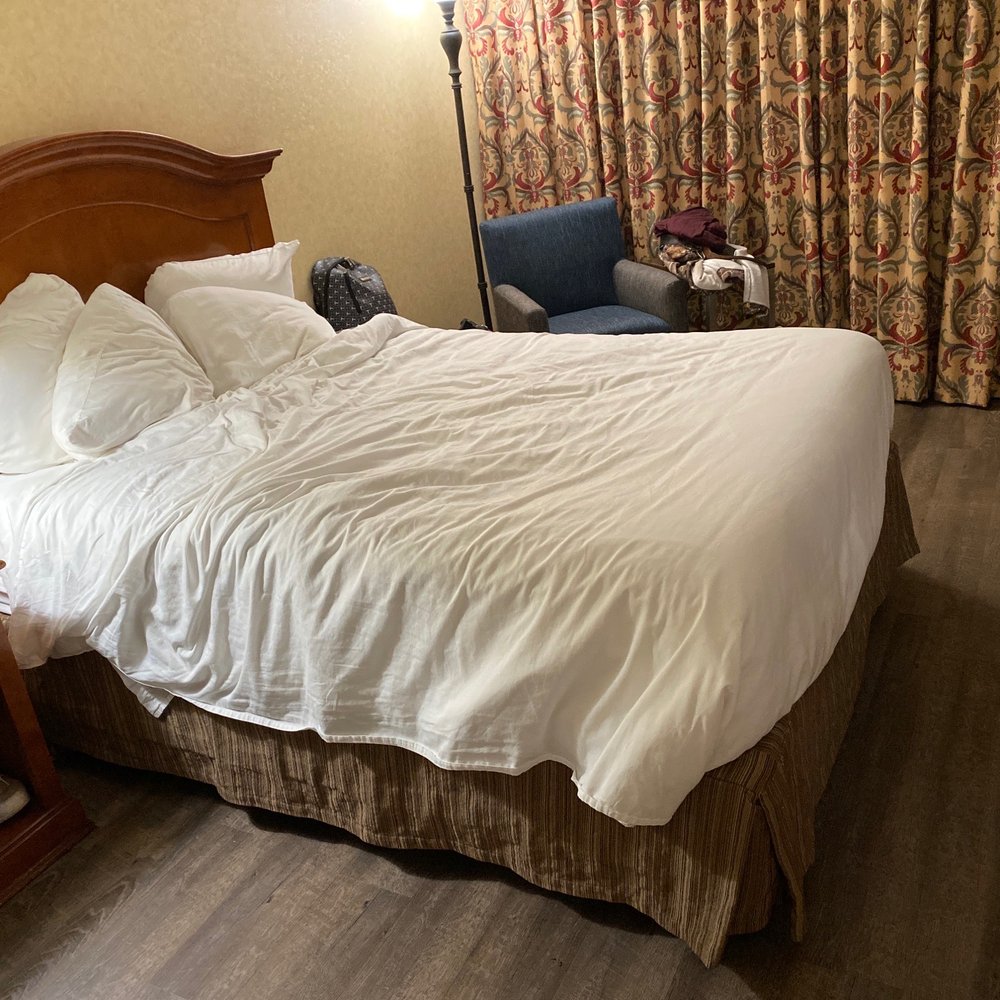 Red Lion Hotel Redding - Hotels Near Me - Redding, California