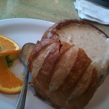 Gill's By The Bay - Clam chowder - Seafood Near Me - Eureka, California