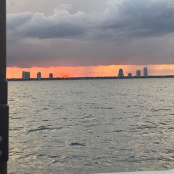 Lost Pearl - Sunset - Boat Charters Near Me - Tampa, Florida Lost Pearl - Sunset - Boat Charters Near Me - Tampa, Florida