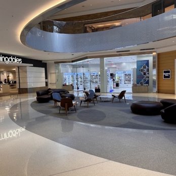 Beverly Center - Nice lounge area to have a drink, snack in between the stores.. - Shopping Centers Near Me - Los Angeles, California Beverly Center - Nice lounge area to have a drink, snack in between the stores.. - Shopping Centers Near Me - Los Angeles, California