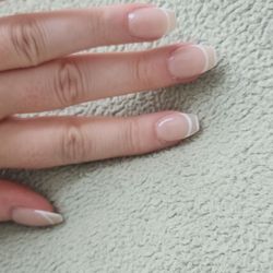 Luxe Nail Lounge