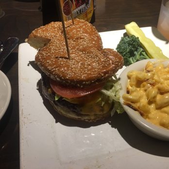 Bobby Q - Biltmore - Barbeque Near Me - Phoenix, Arizona Bobby Q - Biltmore - Barbeque Near Me - Phoenix, Arizona