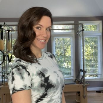 FlowFit Pilates - Sarah Hannett, Owner/Instructor - Trainers Near Me - Herndon, Virginia