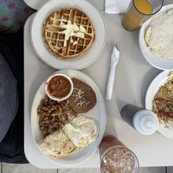 I Don't Know Diner - Huevos Rancheros Plate!!