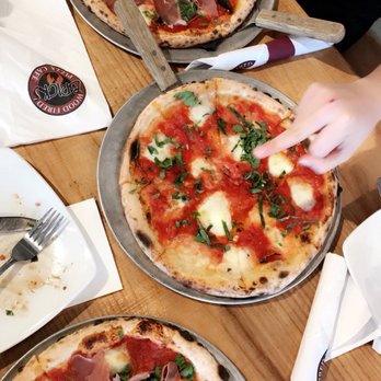 Billy Bricks - Lombard Downtown - Pizza Near Me - Lombard, Illinois