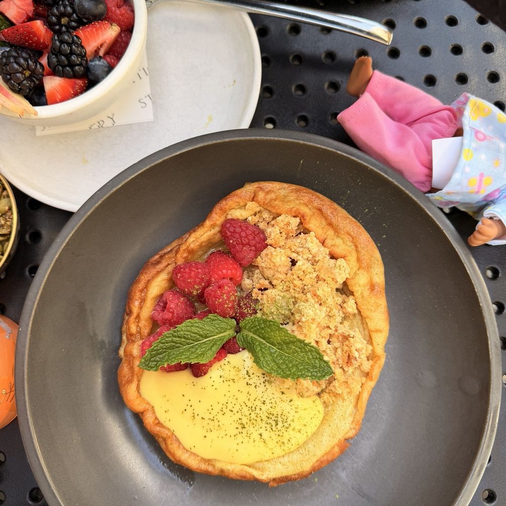 Stationæry - Dutch Baby - Coffee & Tea Near Me - Carmel-by-the-Sea, California Stationæry - Dutch Baby - Coffee & Tea Near Me - Carmel-by-the-Sea, California