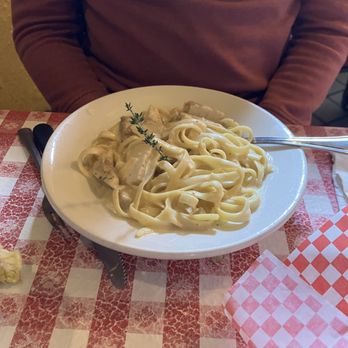 Vinny Vanucchi's - Italian Near Me - Galena, Illinois