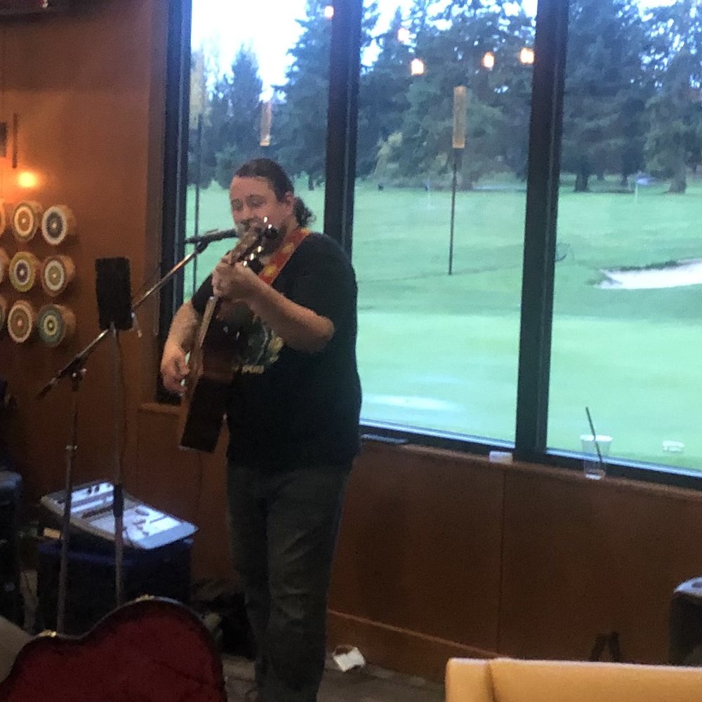 Talented Artist Chris Eakes performed a full spectrum of music Flawlessly! Talented Artist Chris Eakes performed a full spectrum of music Flawlessly!