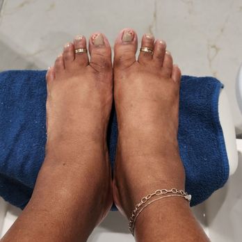 Sapphire Beauty Lounge - Pedicure time - Nail Salons Near Me - Newark, California