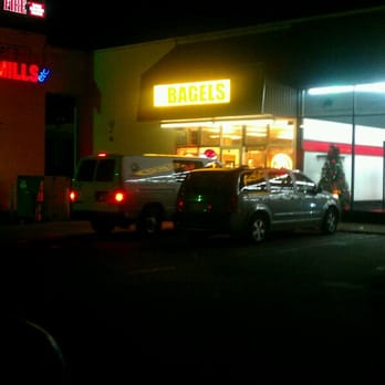 Perry's Bagel Cafe - Bagels Near Me - Paramus, New Jersey
