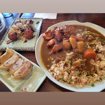 Ramen Bones - Tako yaki Gyoza Mochiko chicken curry - Noodles Near Me - Kapolei, Hawaii Ramen Bones - Tako yaki Gyoza Mochiko chicken curry - Noodles Near Me - Kapolei, Hawaii