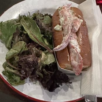 Bar Harbor - Lobster roll - Seafood Near Me - Seattle, Washington Bar Harbor - Lobster roll - Seafood Near Me - Seattle, Washington