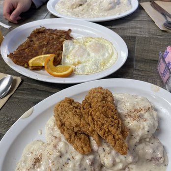 Breakfast Shack - Fried chicken with biscuits and gravy (bottom) - Breakfast & Brunch Near Me - Redlands, California Breakfast Shack - Fried chicken with biscuits and gravy (bottom) - Breakfast & Brunch Near Me - Redlands, California