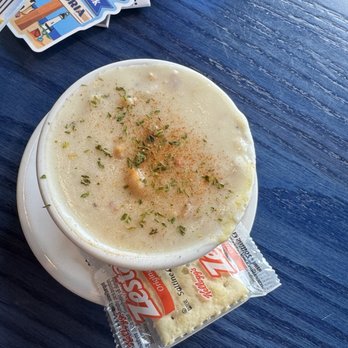 Mo's Seafood & Chowder - Cup of chowder - Seafood Near Me - Cannon Beach, Oregon Mo's Seafood & Chowder - Cup of chowder - Seafood Near Me - Cannon Beach, Oregon