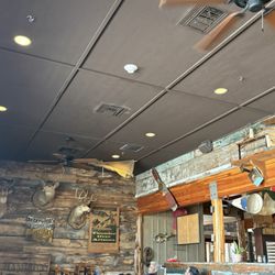 Clear Springs Restaurant - Cute decor