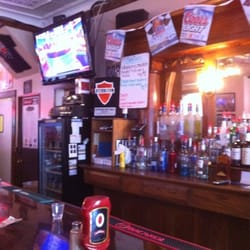 Broadway Bar & Grill