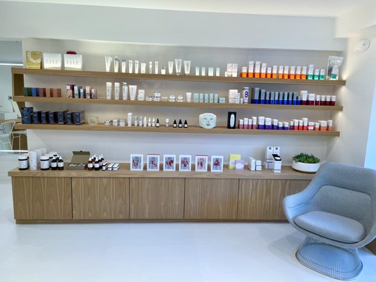 La Suite Skincare by null