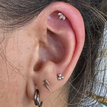 Hikina Piercing Company - Piercing Near Me - Kailua, Hawaii Hikina Piercing Company - Piercing Near Me - Kailua, Hawaii