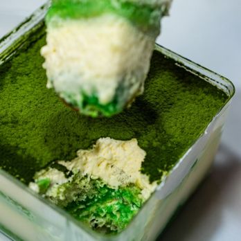 LA LA Bakeshop - Matcha Pandan Mini Cake ($12.50) - Vietnamese Near Me - Toronto, Ontario LA LA Bakeshop - Matcha Pandan Mini Cake ($12.50) - Vietnamese Near Me - Toronto, Ontario