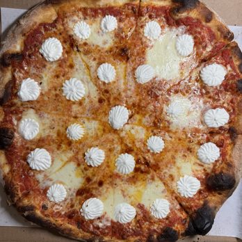 Apizza Heaven - Specialty Pizza with standard Pizza Mozzarella, fresh Mozzarella and Ricotta - Pizza Near Me - Middletown, Connecticut