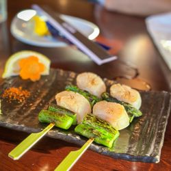 Izakaya Hachi - Torrance - Grilled Scallop