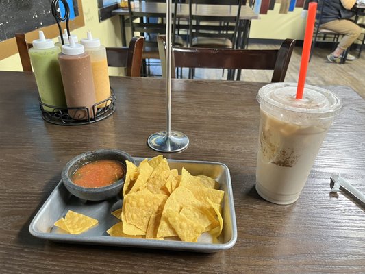 Los Alambres Taqueria by null