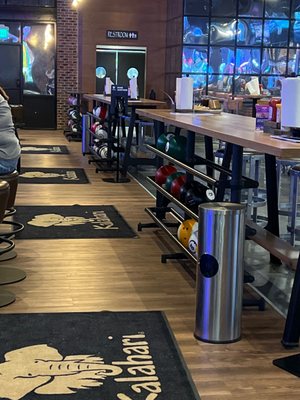 B-LUX Grill & Bar by null